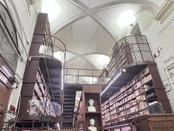 Particolare della sala di lettura della Biblioteca Casanatense